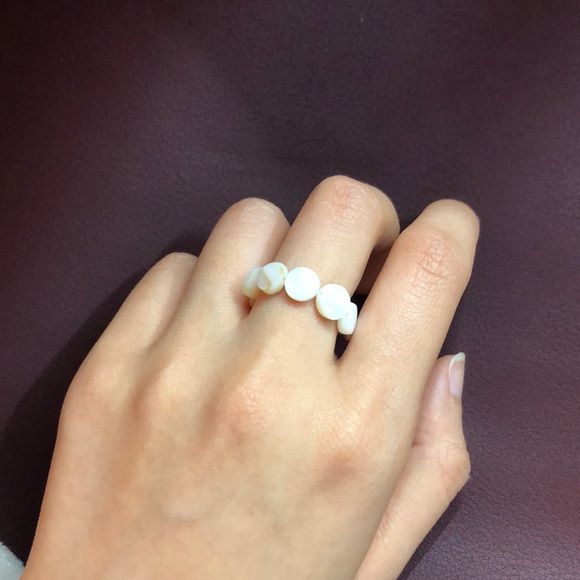 Shell beads ring - Picture 3 of 4